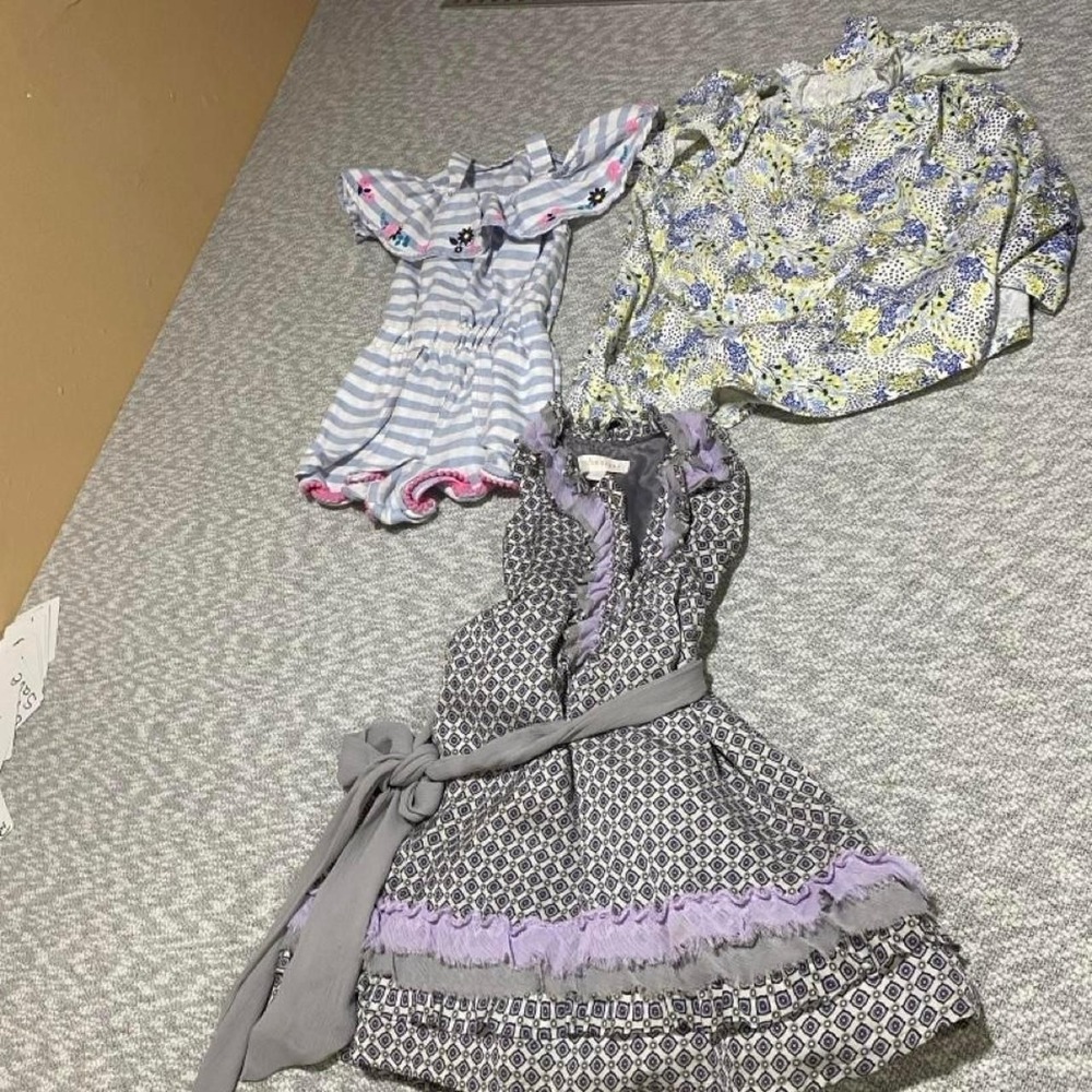 3 piece bundle size 4T. SKU-B206#girl